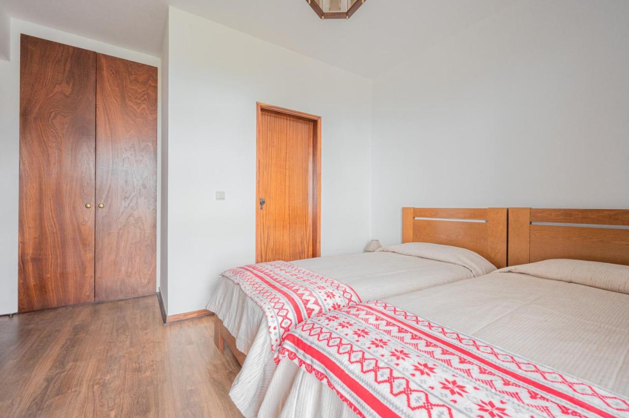 Villa Familia Dehoux Camacha  Ngoại thất bức ảnh