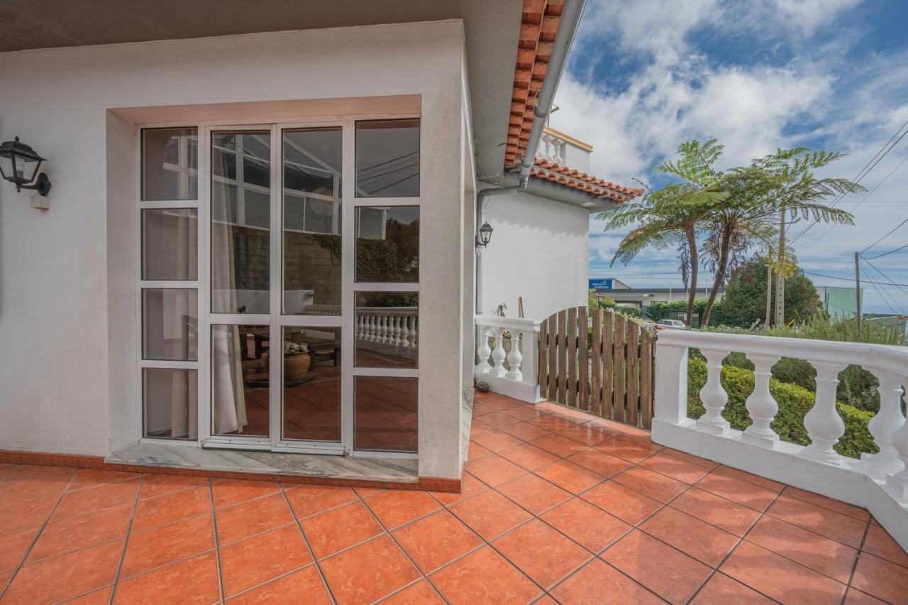 Villa Familia Dehoux Camacha  Ngoại thất bức ảnh