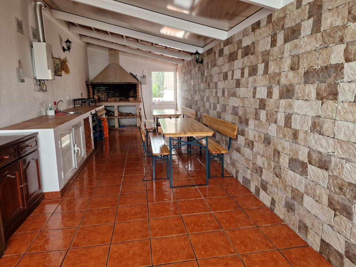 Villa Familia Dehoux Camacha  Ngoại thất bức ảnh