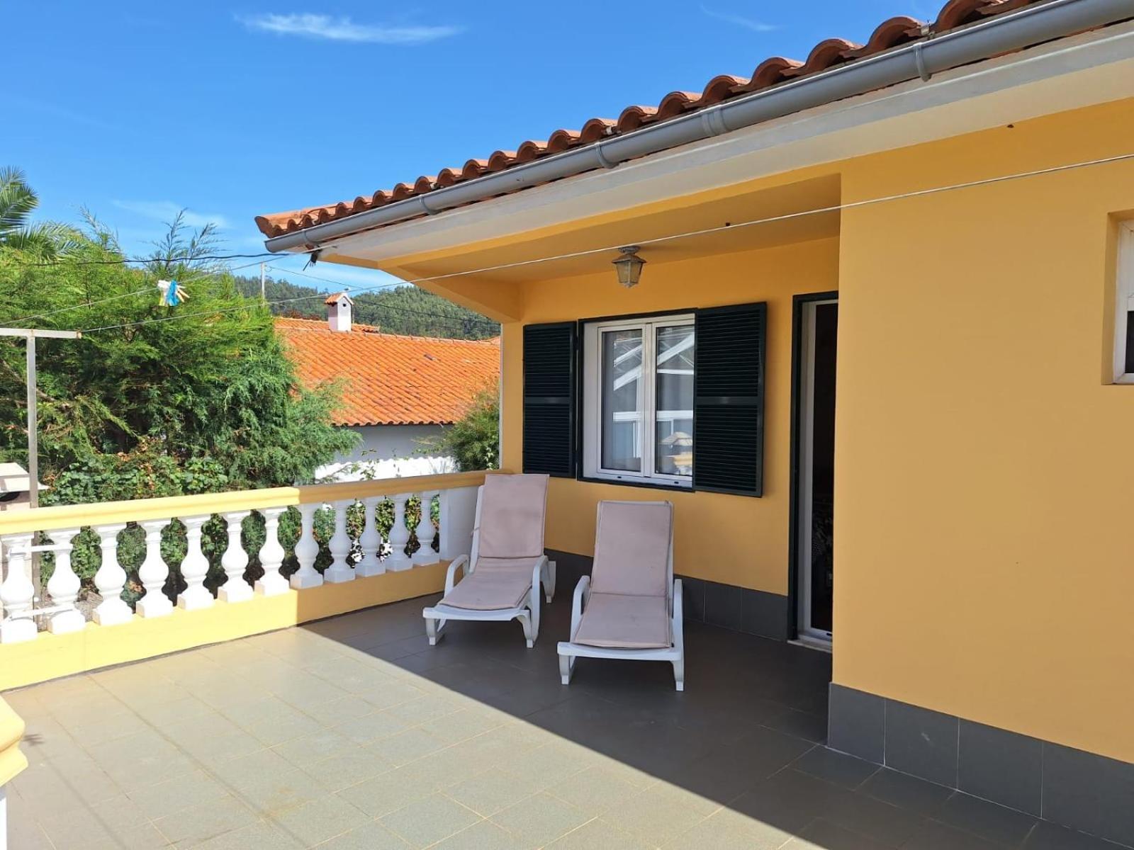 Villa Familia Dehoux Camacha  Ngoại thất bức ảnh